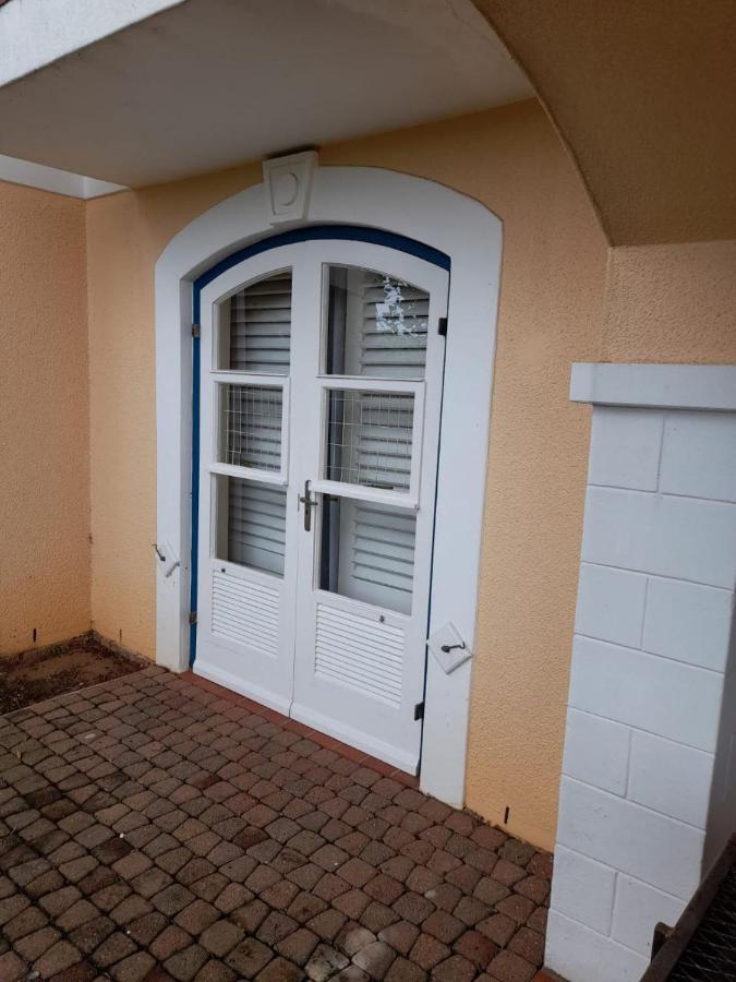 Ferienwohnung 19 Montego Bay Caribbean Estate Port Edward Exterior foto