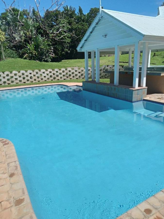 Ferienwohnung 19 Montego Bay Caribbean Estate Port Edward Exterior foto
